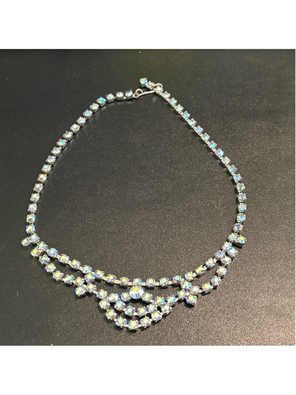 Women's vintage blue AB mid century rhinestone necklace 14”